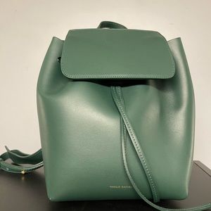 New without tags Mansur Gavriel green leather bucket bag backpack